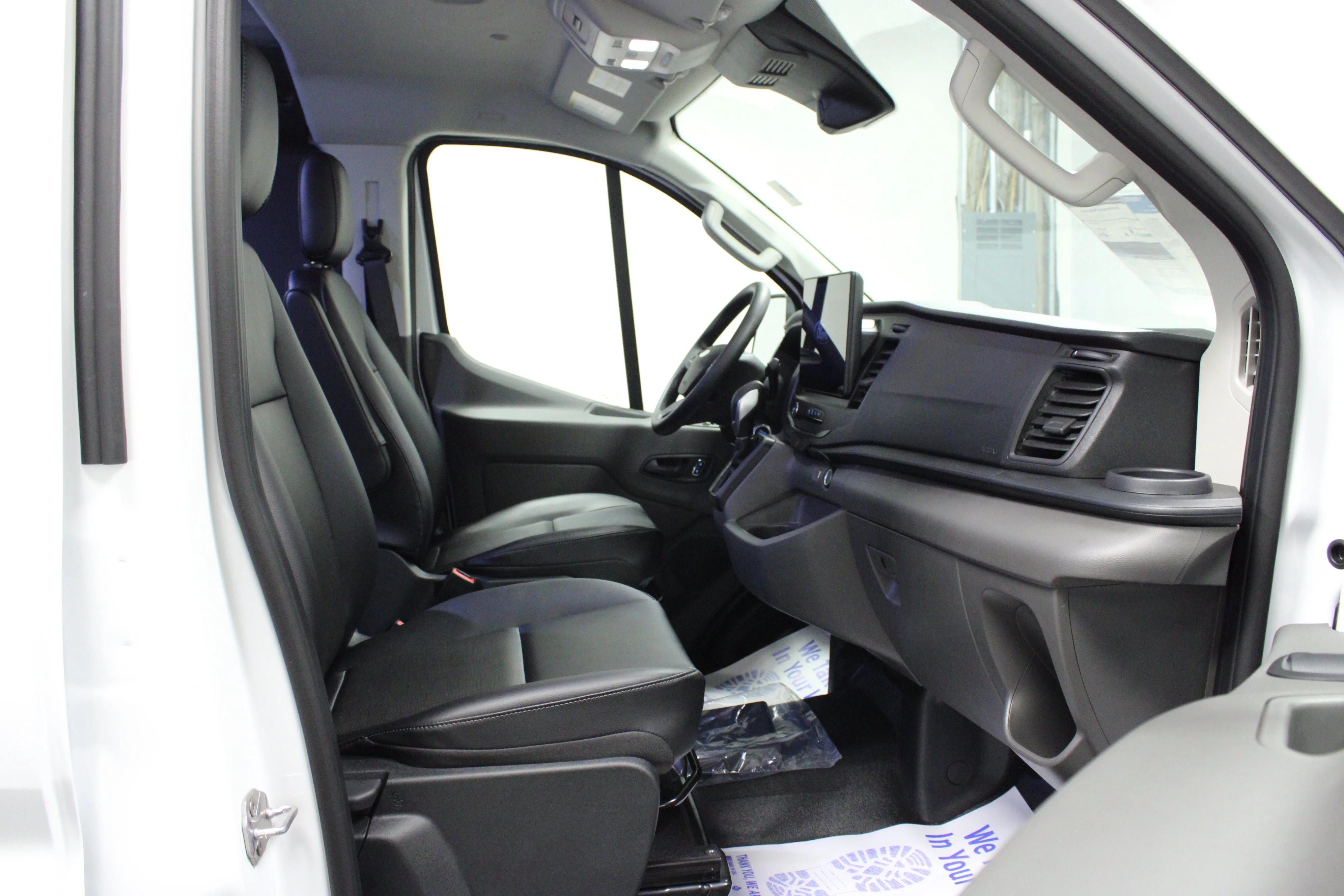 New 2026 Oxford White Ford Cargo Van image 15