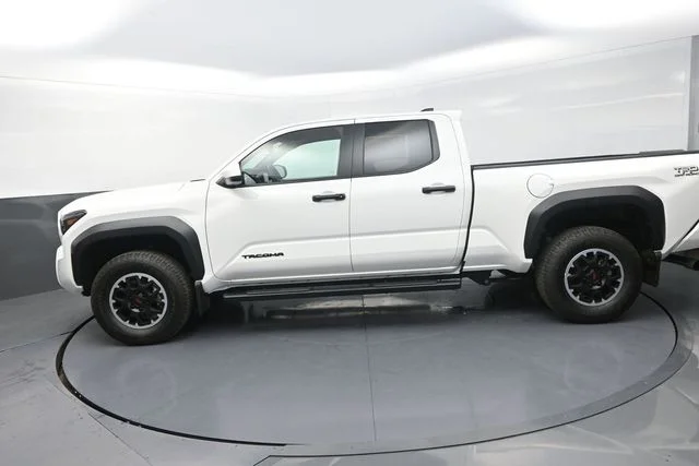 Used 2025 White Toyota TRD Off-Road image 4