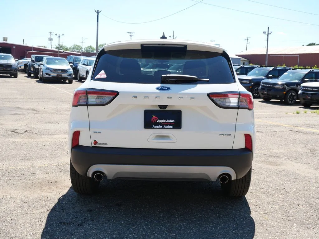 Certified Used 2022 White Ford SE image 5