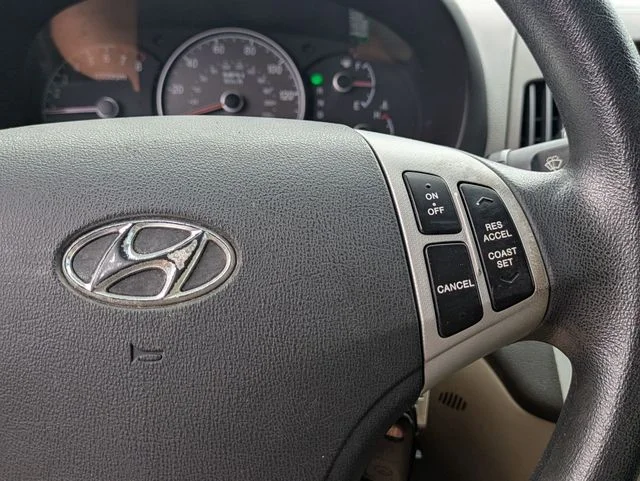 Used 2007 Red Hyundai GLS image 17