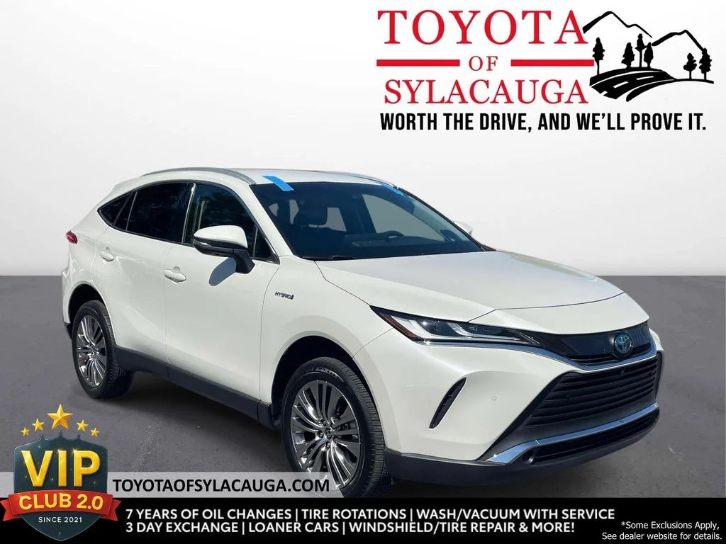 Used 2021 Blizzard Pearl Toyota Limited image 1