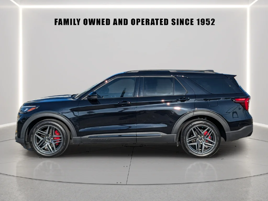 Used 2025 Black Ford ST image 3