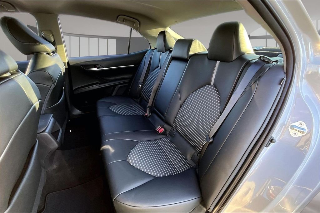 Used 2022 Ice Edge Toyota SE image 20