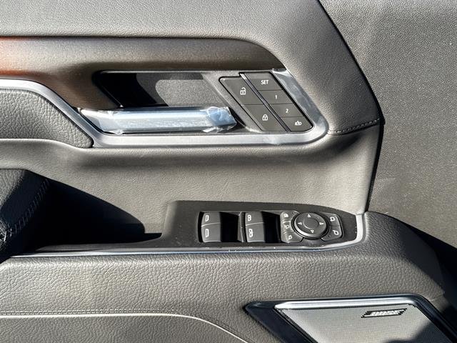 New 2026 Glacier White Tricoat GMC Denali image 25