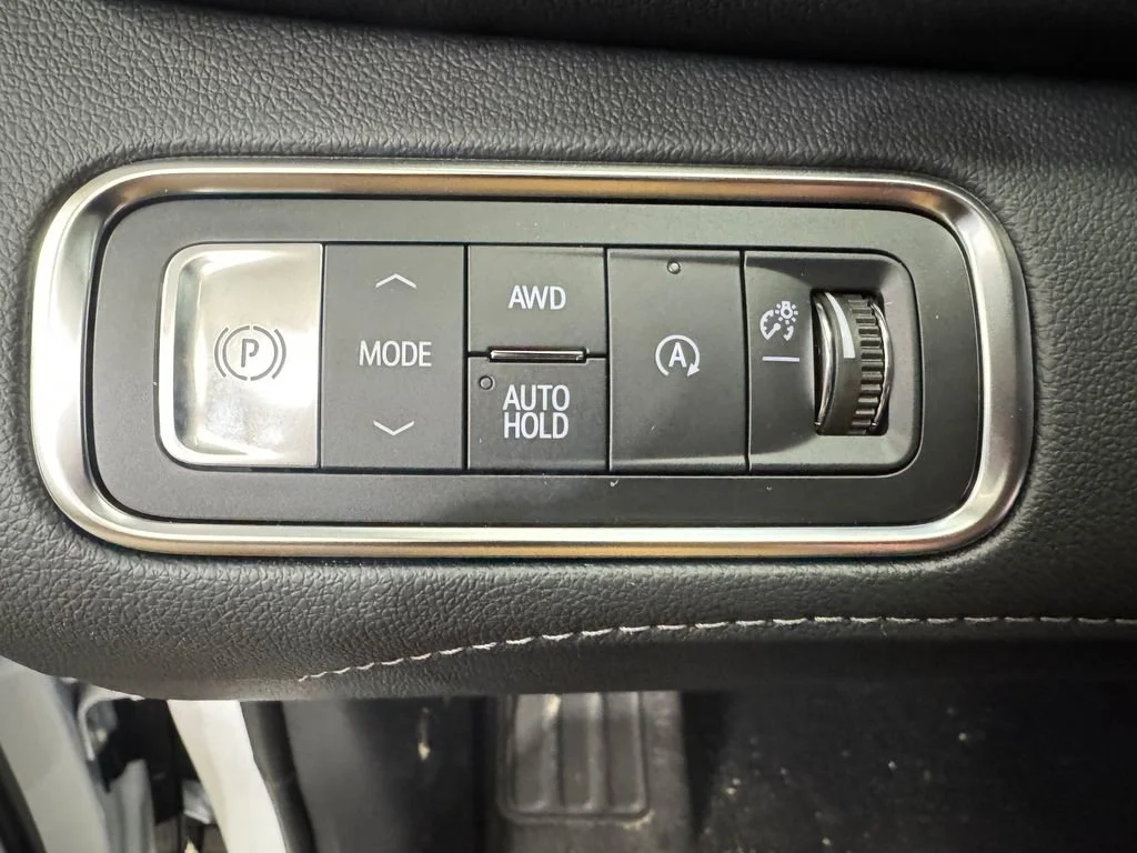 New 2026 Summit White Buick Sport Touring image 20