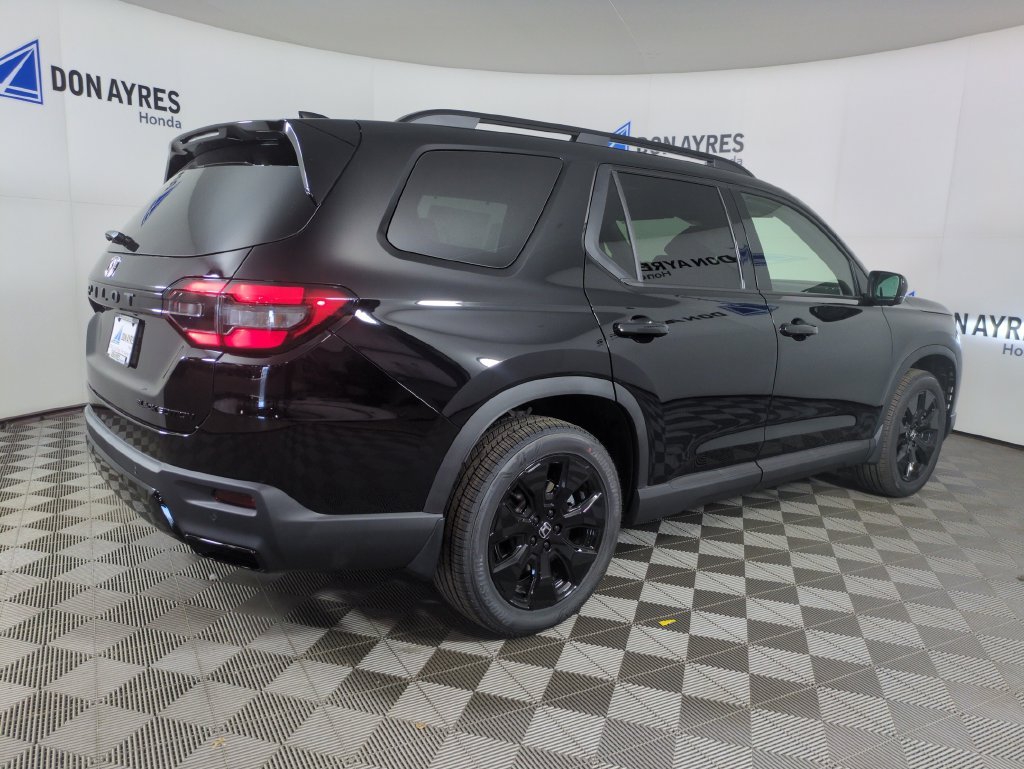 New 2026 Crystal Black Pearl Honda Black Edition image 5