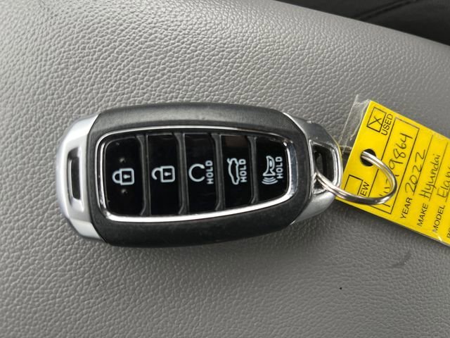 Used 2022 Fluid Metal Hyundai SEL image 28
