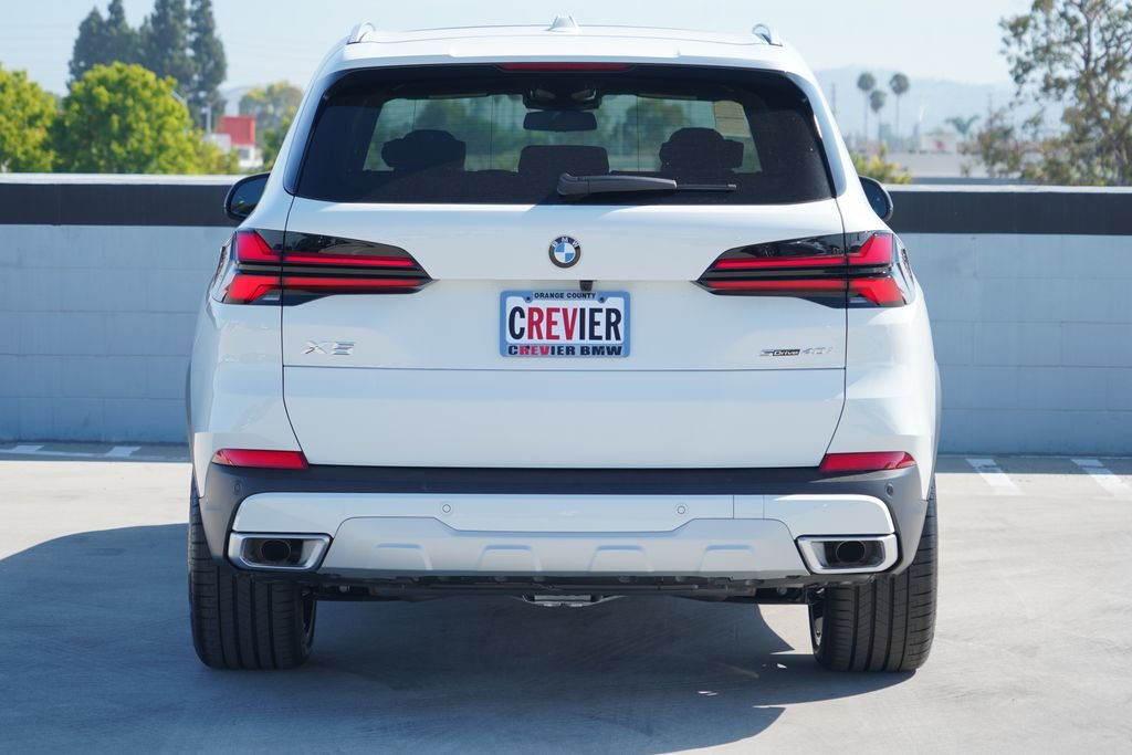 New 2026 Alpine White BMW sDrive40i image 6