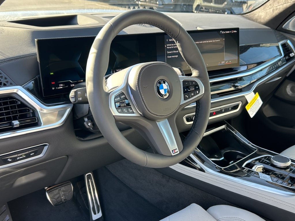 New 2027 Tanzanite Blue II Metallic BMW xDrive40i image 13