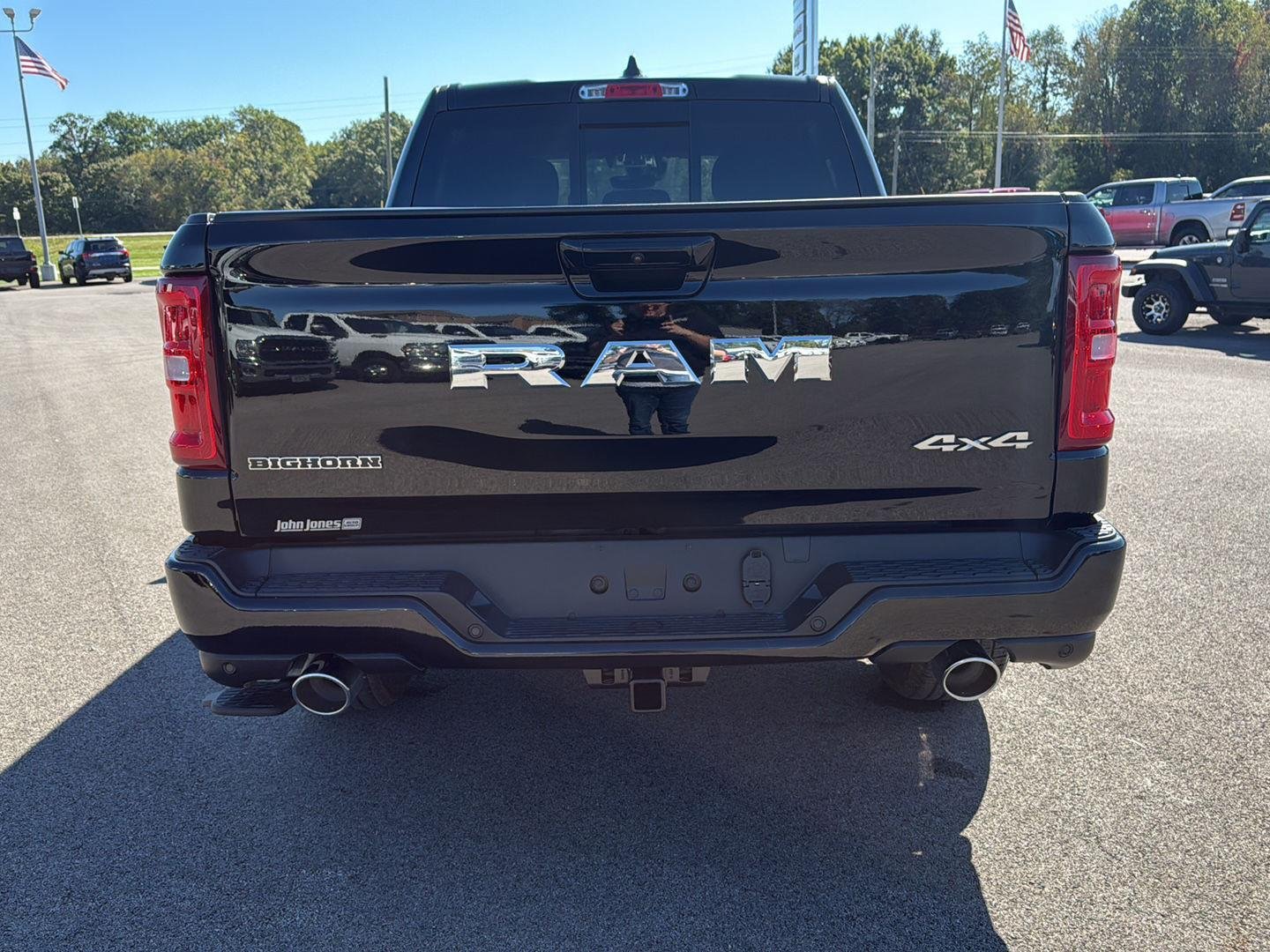 New 2026 Diamond Black Crystal Pearl-Coat Exterior Paint RAM Big Horn image 16