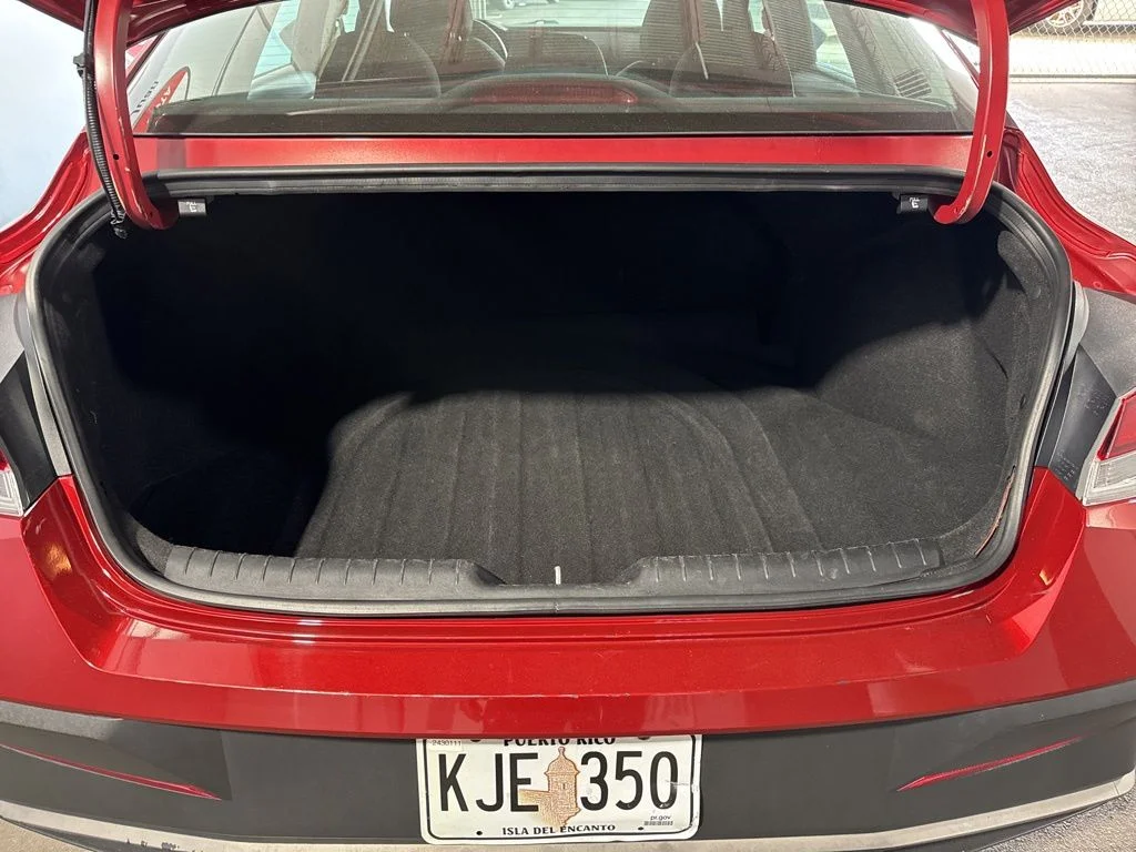 Used 2024 Red Hyundai SE image 19