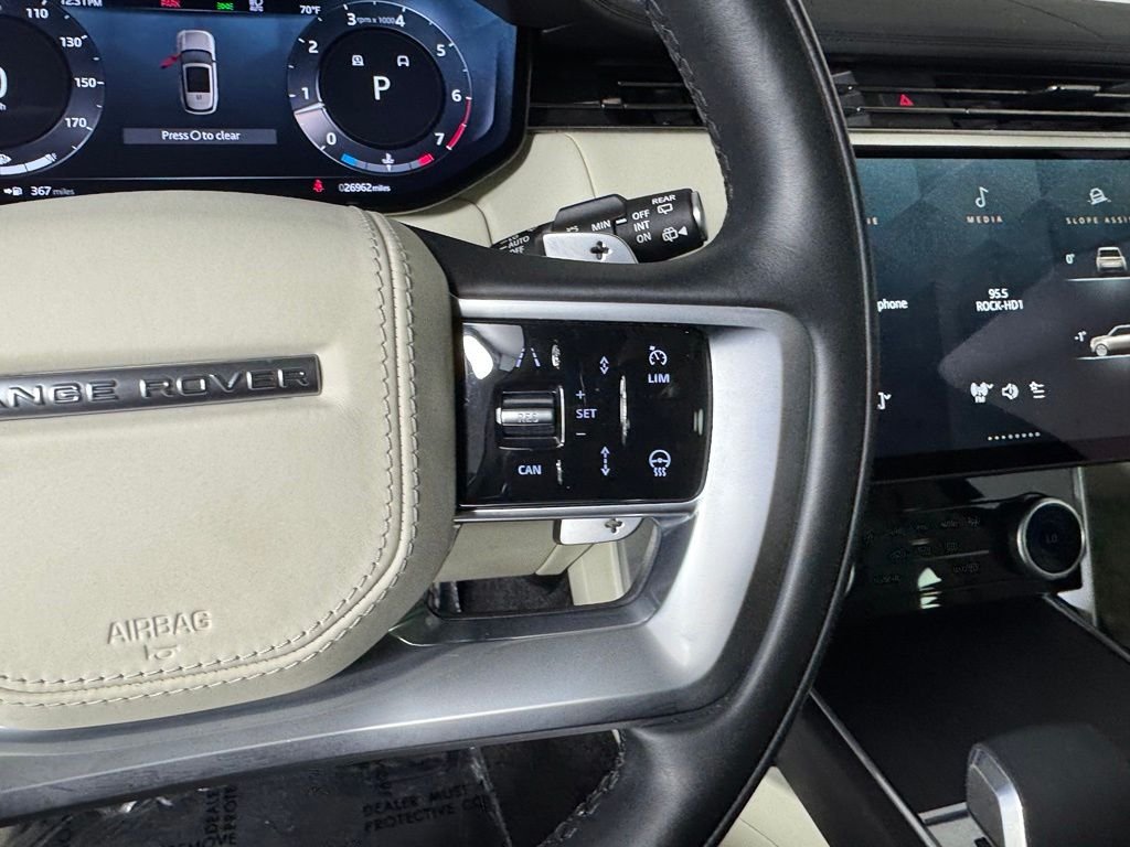 Certified Used 2023 Ostuni White Pearl Land Rover SE image 20