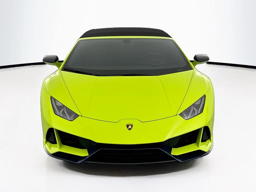 Used 2020  Lamborghini  image 40