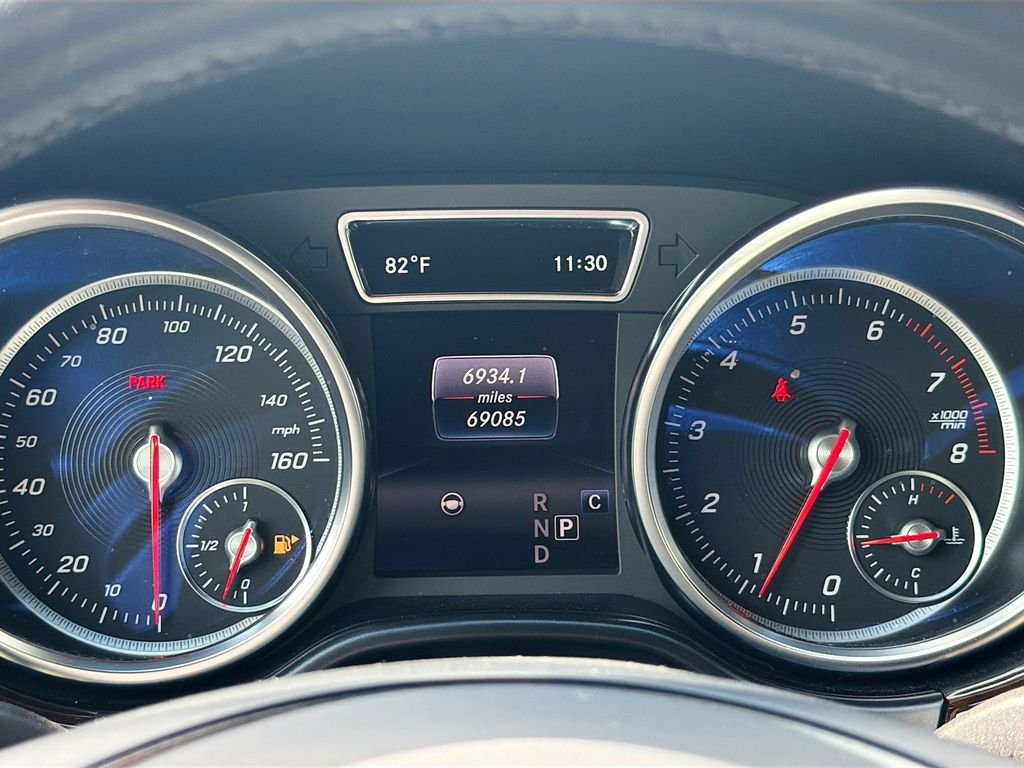 Used 2019 Polar White Mercedes-Benz 450 4MATIC® image 10