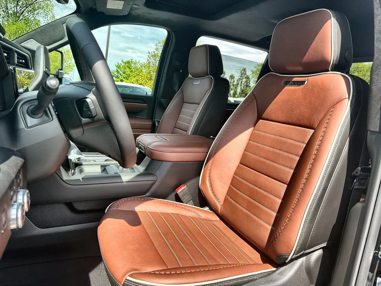New 2026 Onyx Black GMC Denali Ultimate image 16