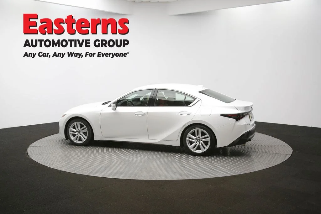 Used 2021  Lexus 300 image 60