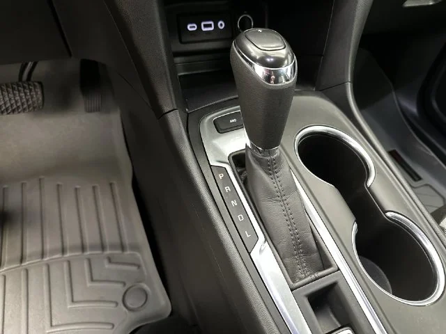 Used 2020 Blue Chevrolet LS image 24