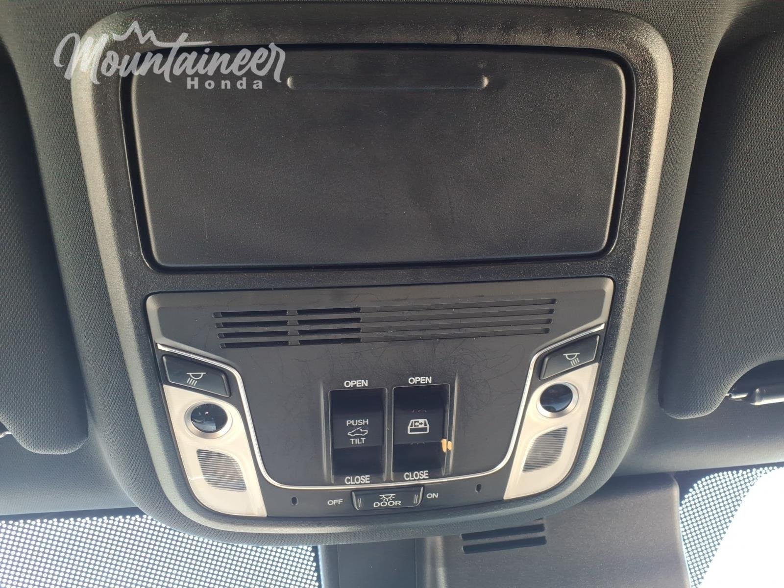 Used 2024 Crystal Black Pearl Honda Black Edition image 39