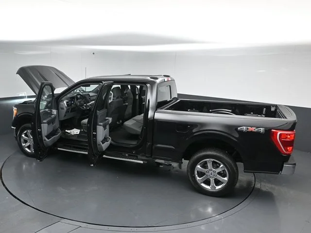 Used 2023 Black Ford XLT image 53