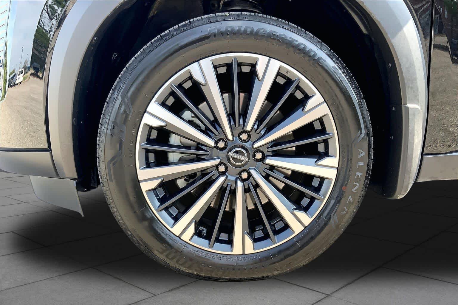 Used 2026 Super Black Nissan Platinum image 10
