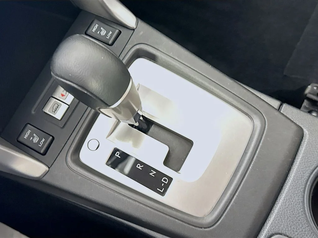 Used 2015 Silver Subaru 2.5i Limited image 20