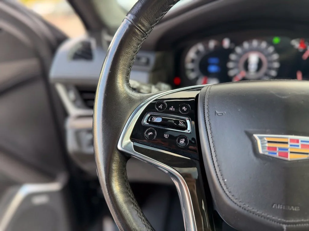 Used 2020 Gray Cadillac Platinum Edition image 27