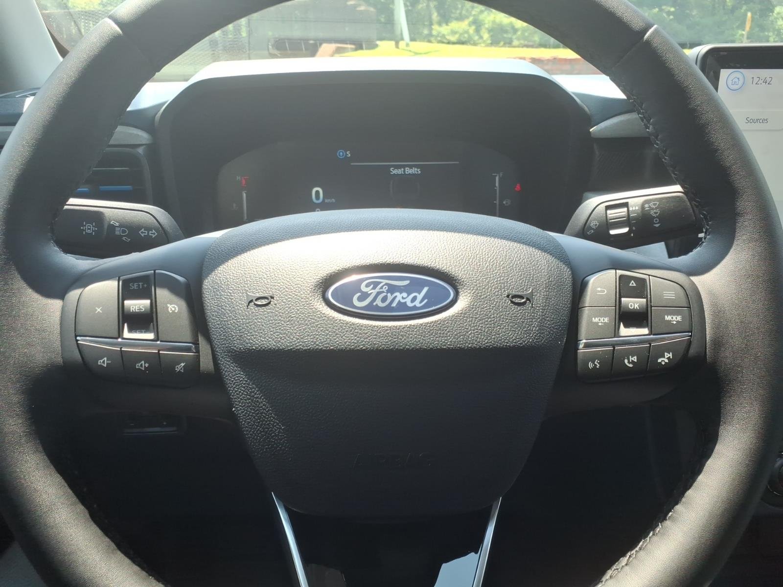 New 2026 Orange Fury Metallic Tri-Coat Ford XLT image 27