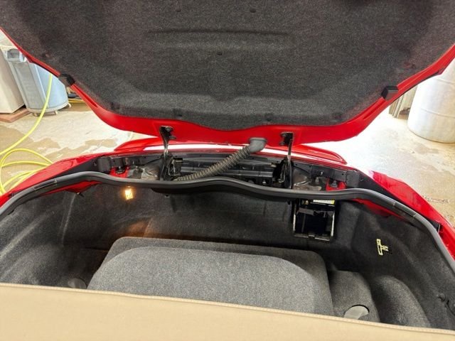 Used 2007 Red Pontiac Base image 19