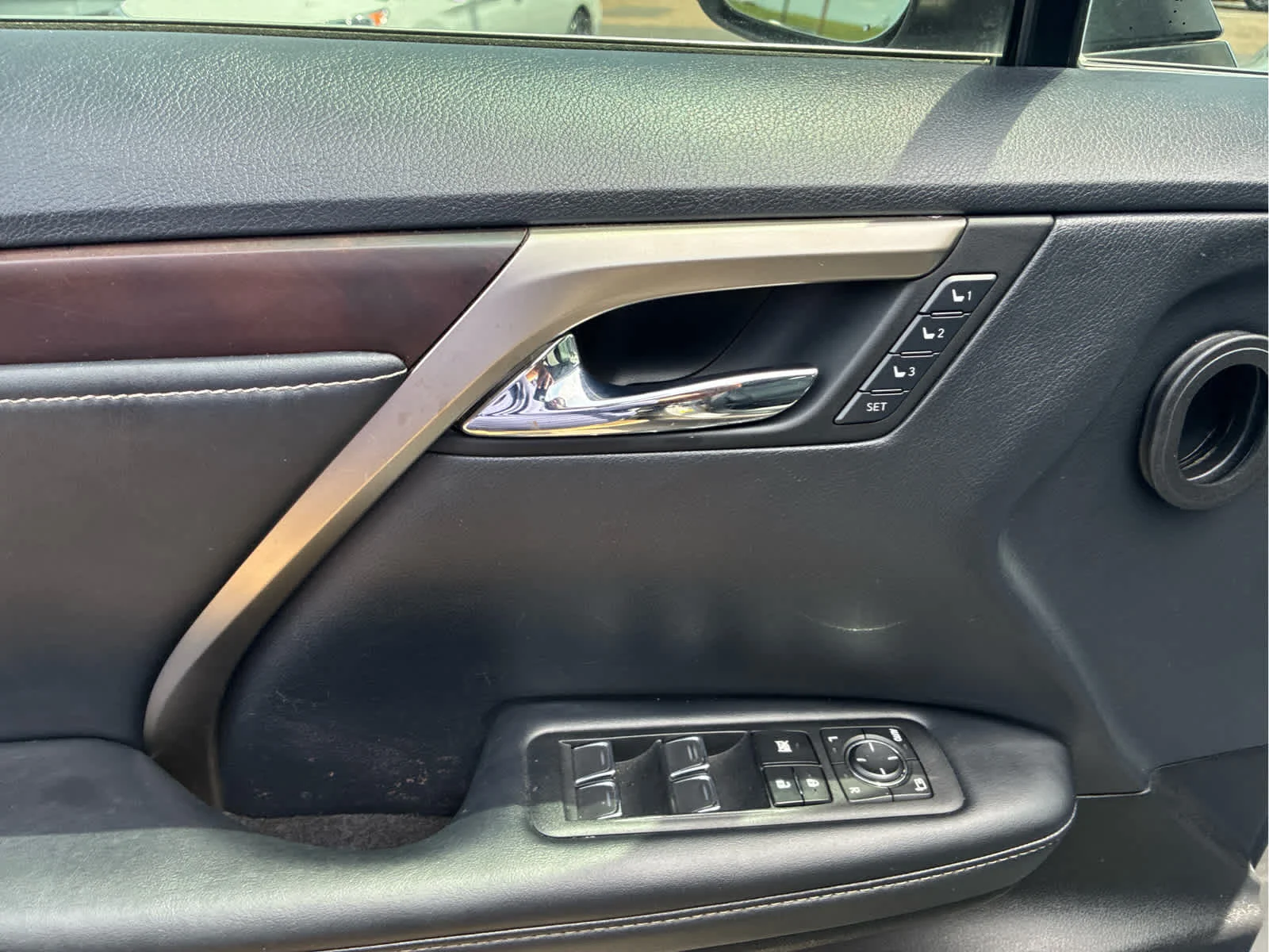 Used 2022 Atomic Silver Lexus RX 350 image 5