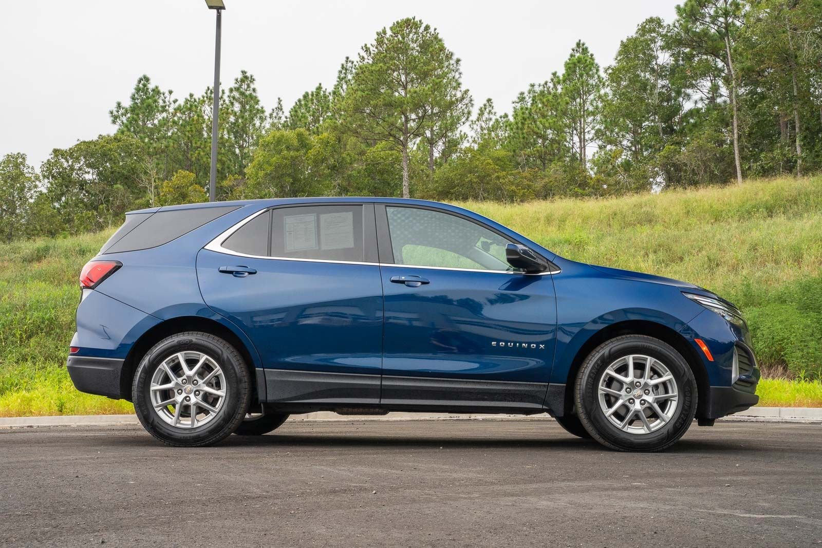 Used 2022 Blue Chevrolet LT image 8
