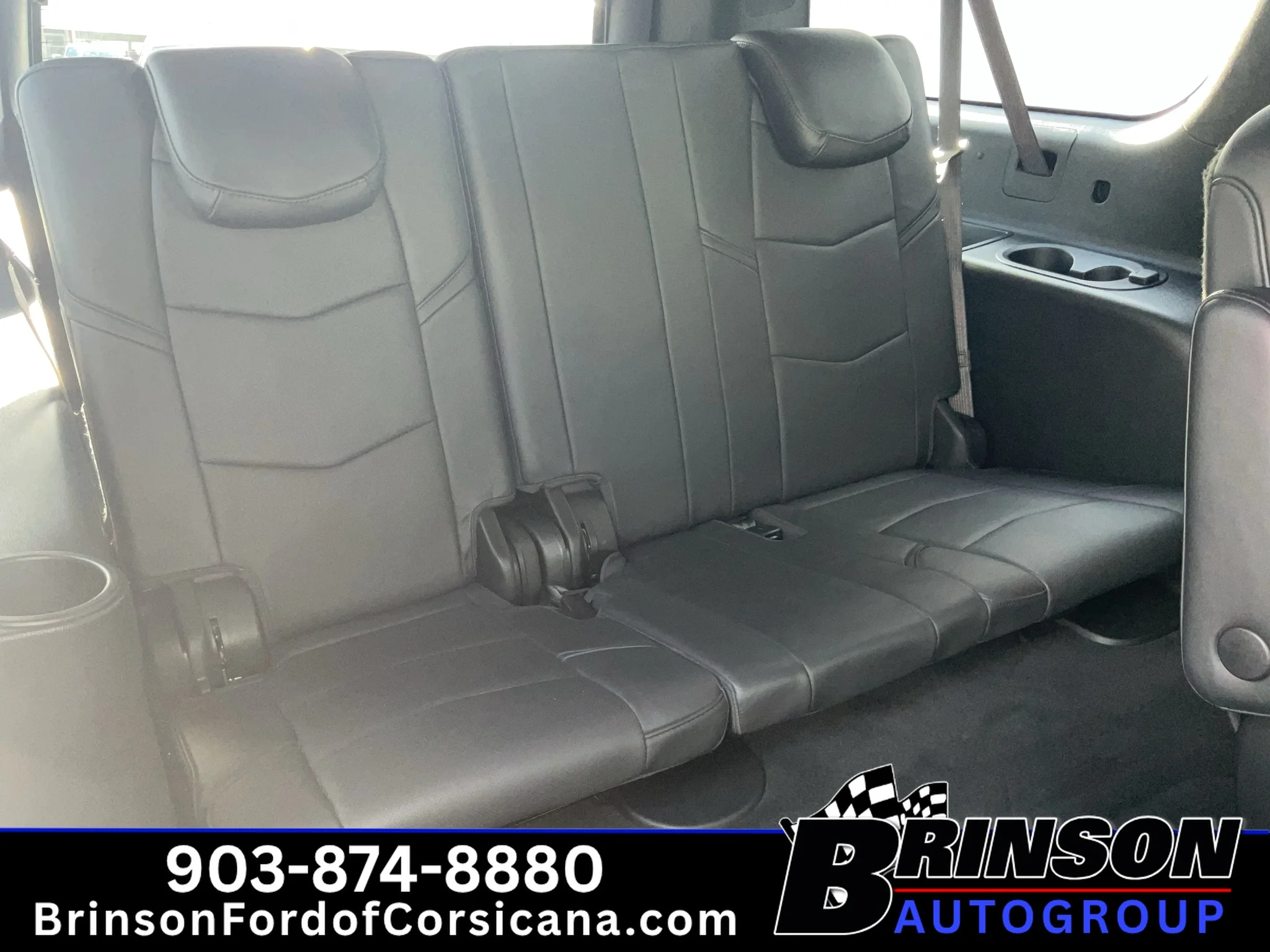Used 2018 Radiant Silver Metallic Cadillac Platinum image 19
