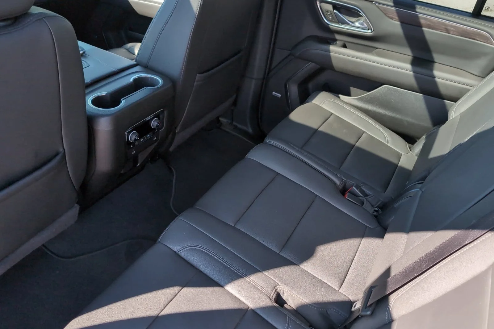 Used 2024 Black Chevrolet Z71 image 13