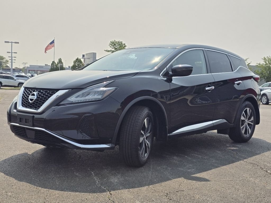 Used 2020 Black Nissan S image 10