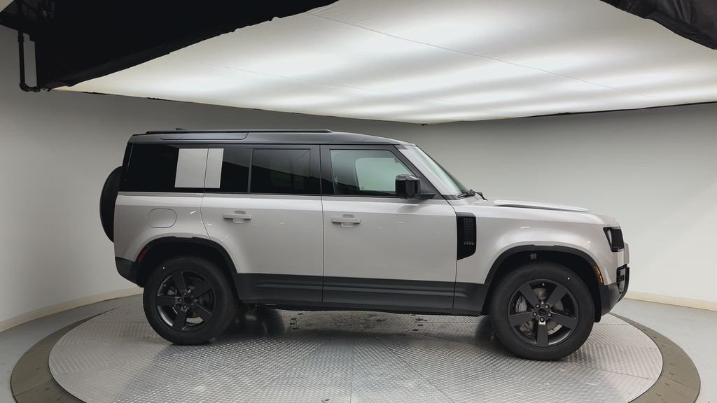 New 2026 Borasco Grey LAND ROVER S image 9