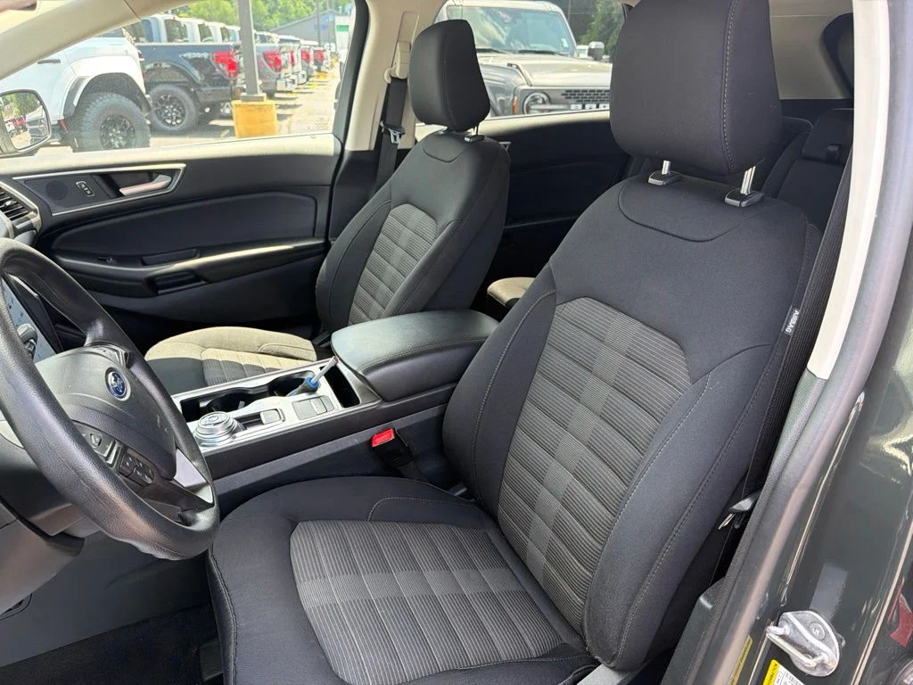 Used 2024 Green Ford SEL image 21