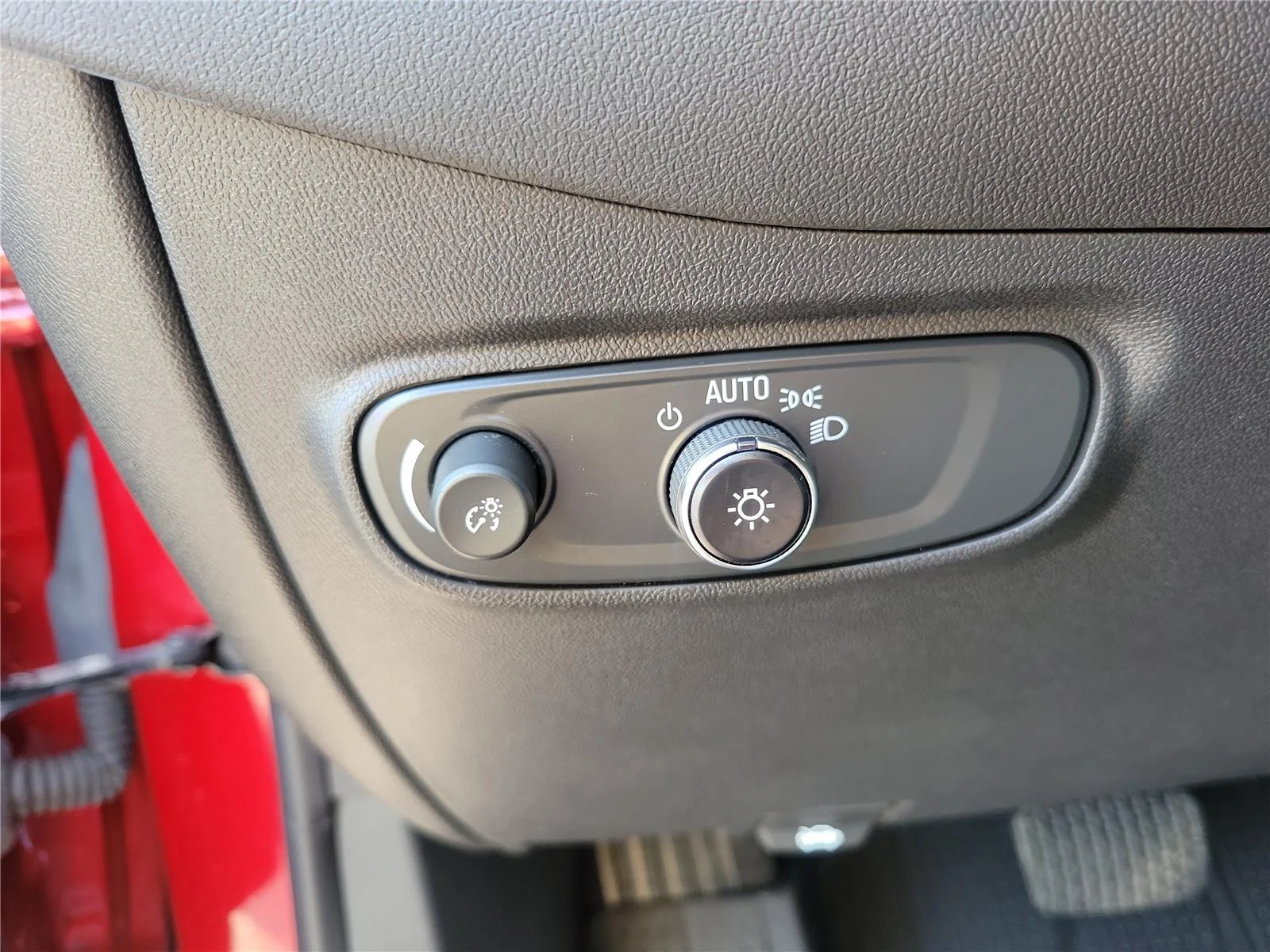 Used 2024 Radiant Red Tintcoat Chevrolet LT image 18