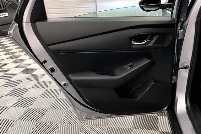 2025 Honda Accord SE - Photo 23