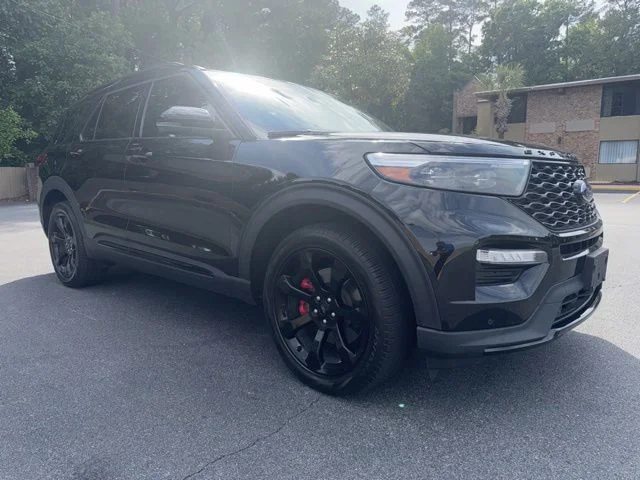 2024 Ford Explorer ST 4WD's photo