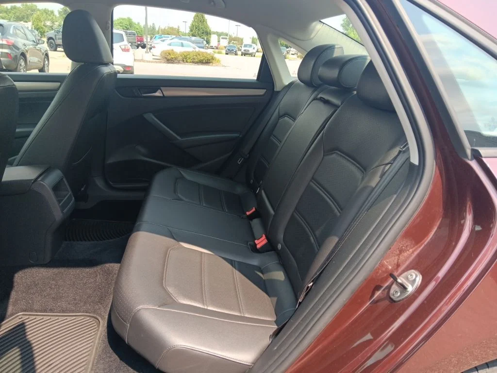 Used 2014 Red Volkswagen 1.8T Wolfsburg Edition image 32