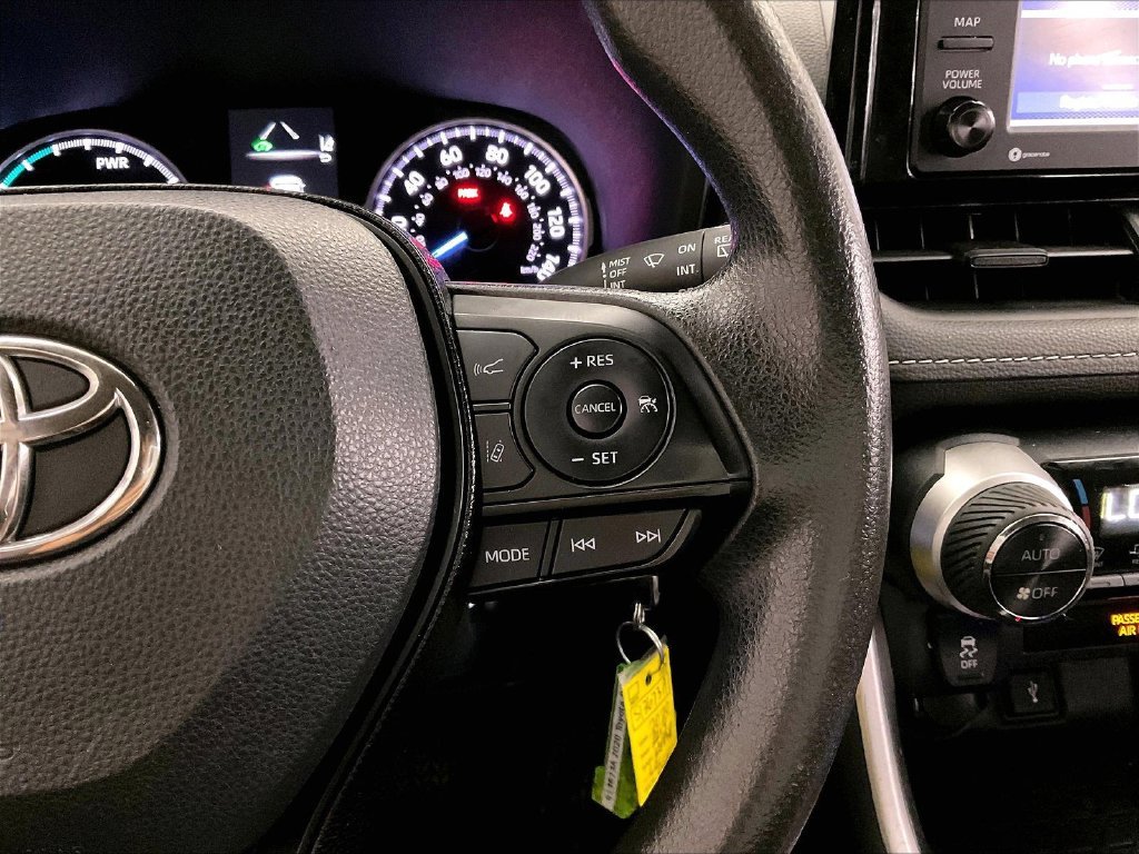 Used 2020 Gray Toyota LE image 23