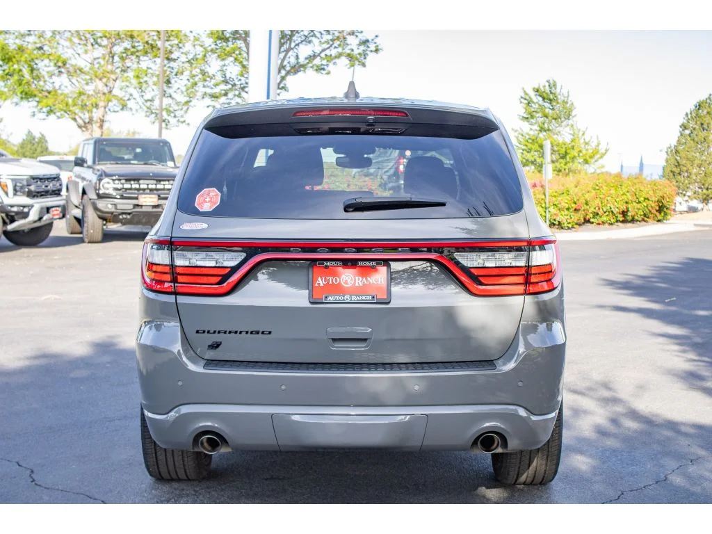 Used 2021 Destroyer Gray Clearcoat Dodge SXT Plus image 6