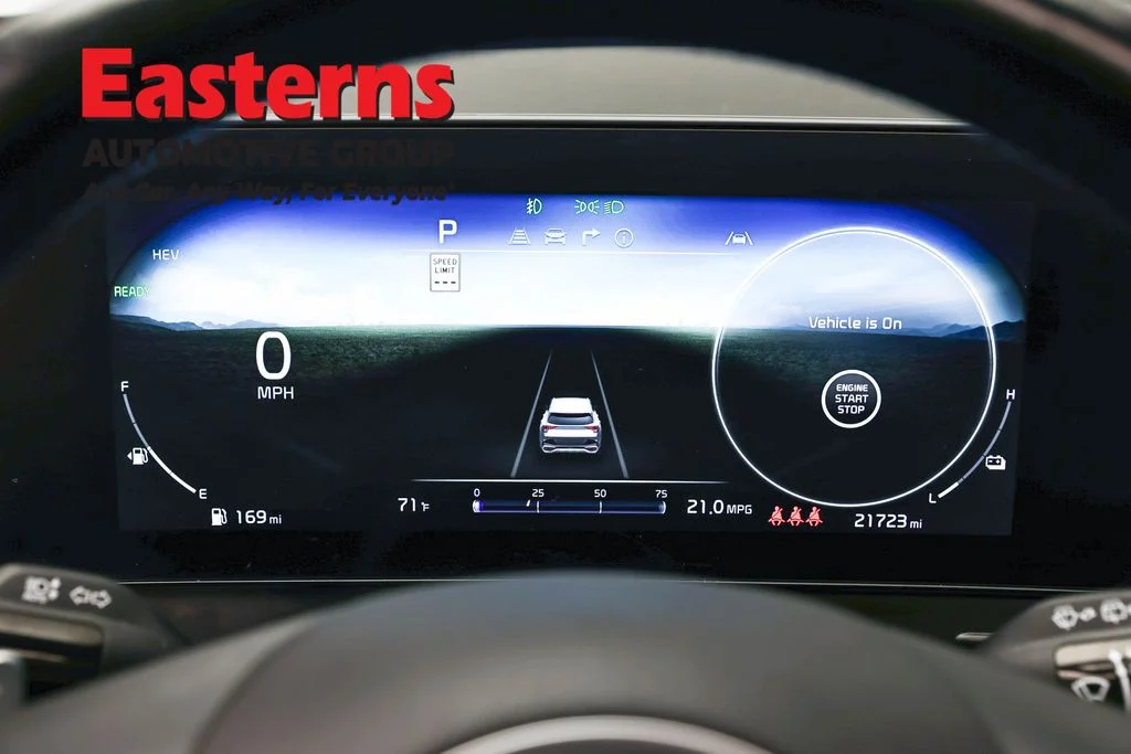 Used 2023 Gray Kia X-Line Prestige image 18
