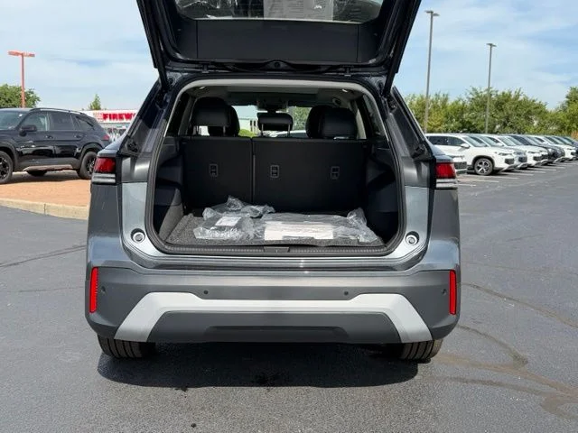 New 2026 Platinum Gray Metallic Volkswagen 2.0T SE image 3