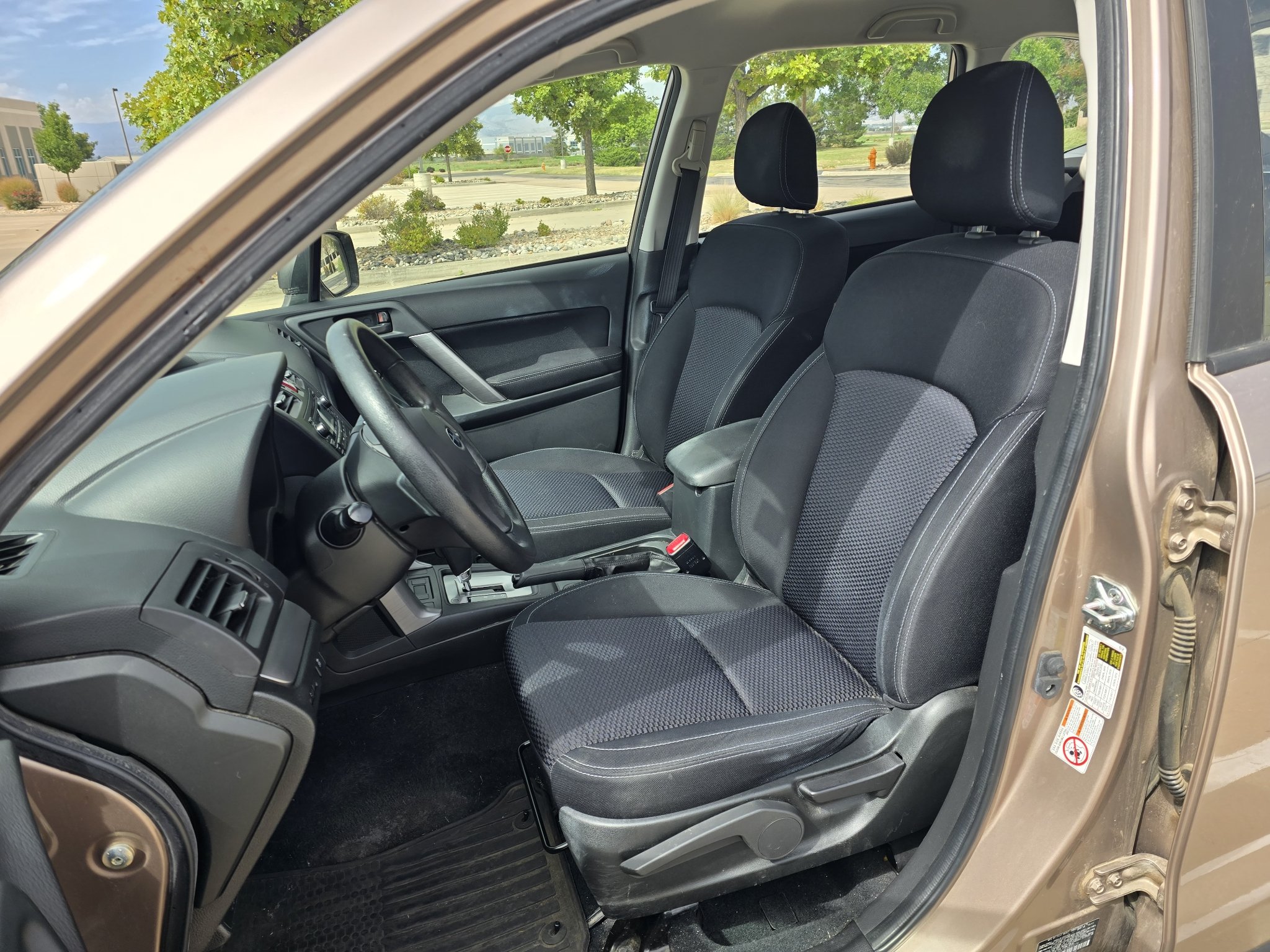 Used 2014 Burnished Bronze Metallic Subaru 2.5i image 13