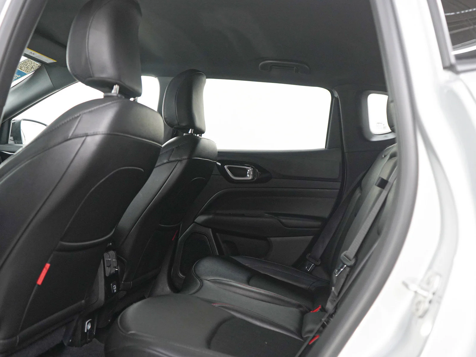 2025 Jeep Compass Trailhawk - Photo 17