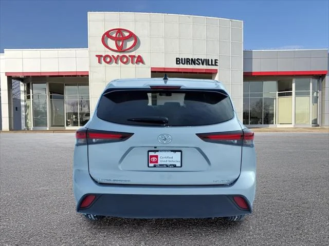 Certified Used 2024 CELESTIAL SILVER Toyota  image 5