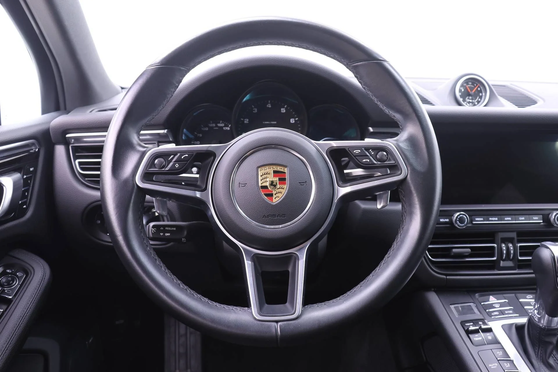 Used 2021 White Porsche  image 21