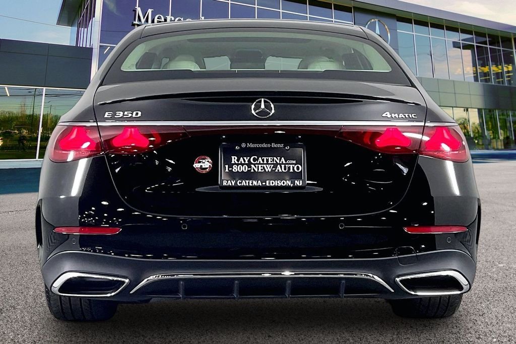 2025 Mercedes-Benz E-Class E350 - Photo 4