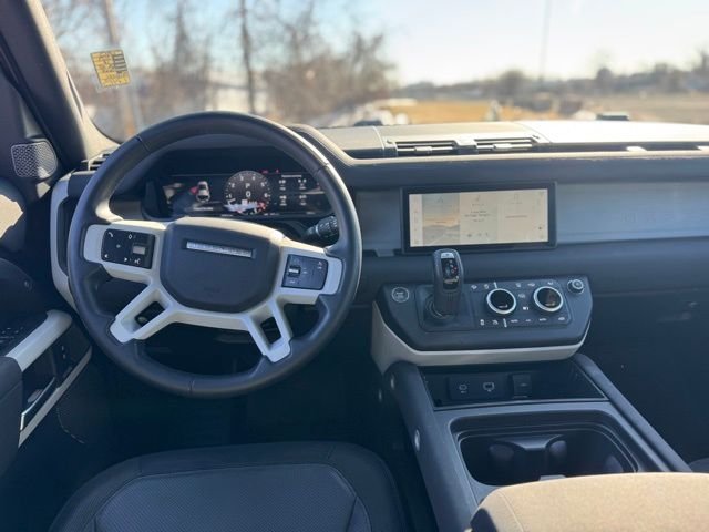 Certified Used 2023 Black Land Rover X-Dynamic SE image 13