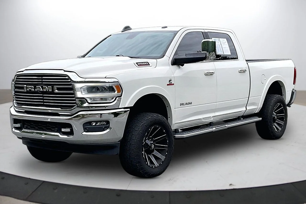 Used 2021 White Ram Laramie image 4